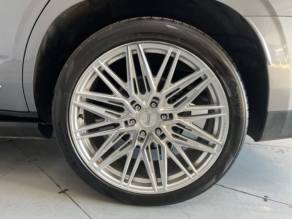 Used 2021 GMC Yukon Denali w/ Denali Premium Package image 25