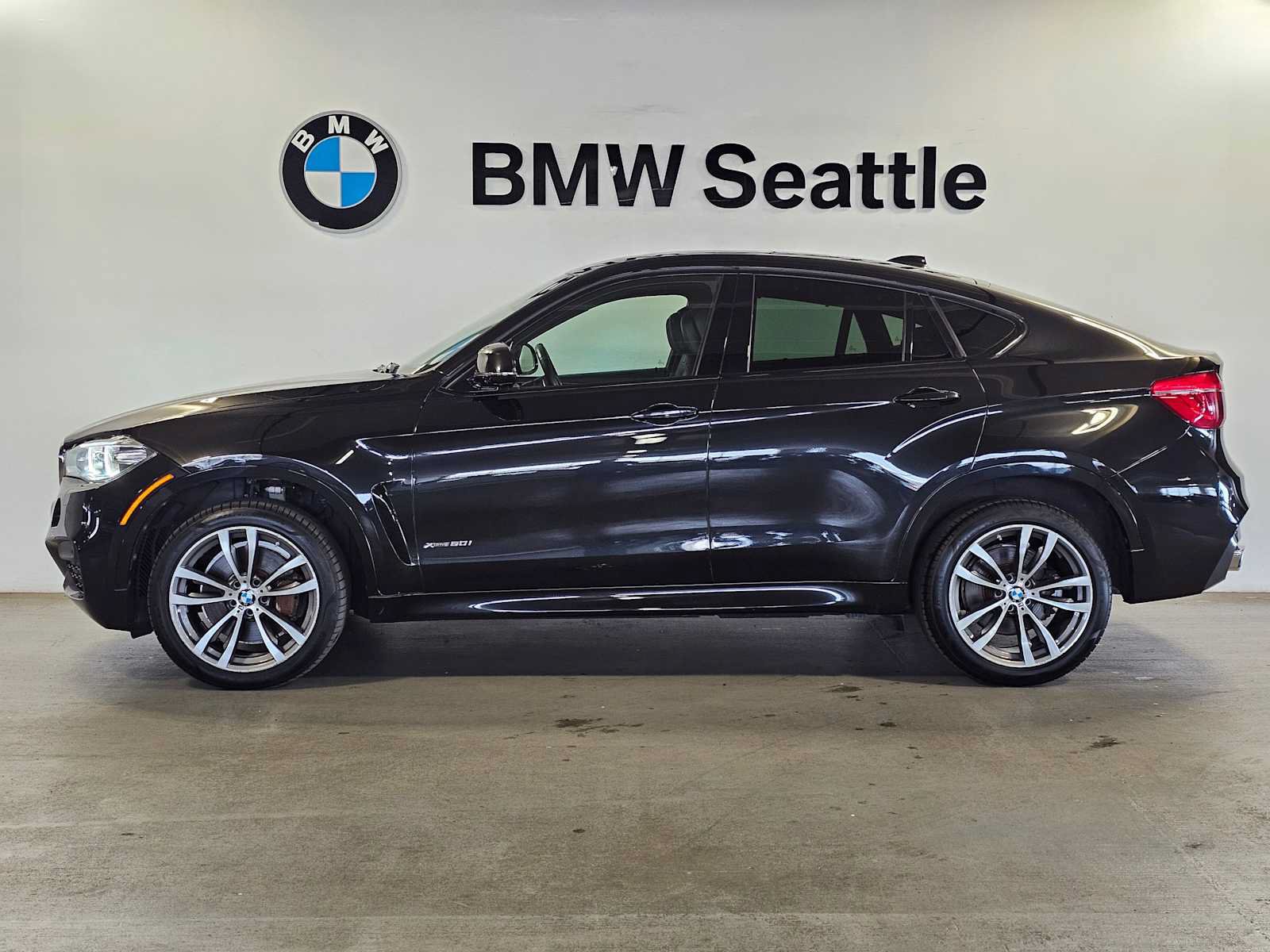 Used 2015 BMW X6 xDrive50i AWD/4WD image 3