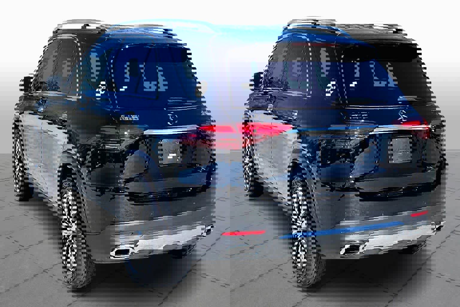 Used 2025 Mercedes-Benz GLE 350 4MATIC image 12