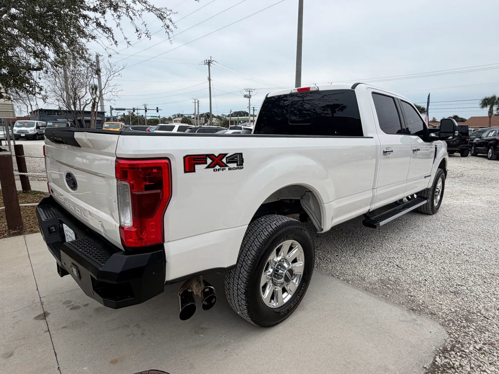 Used 2018 Ford F350 Lariat w/ Lariat Ultimate Package AWD/4WD image 8
