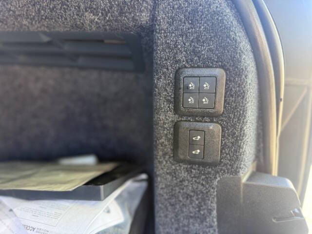 Used 2019 Land Rover Range Rover HSE AWD/4WD image 25