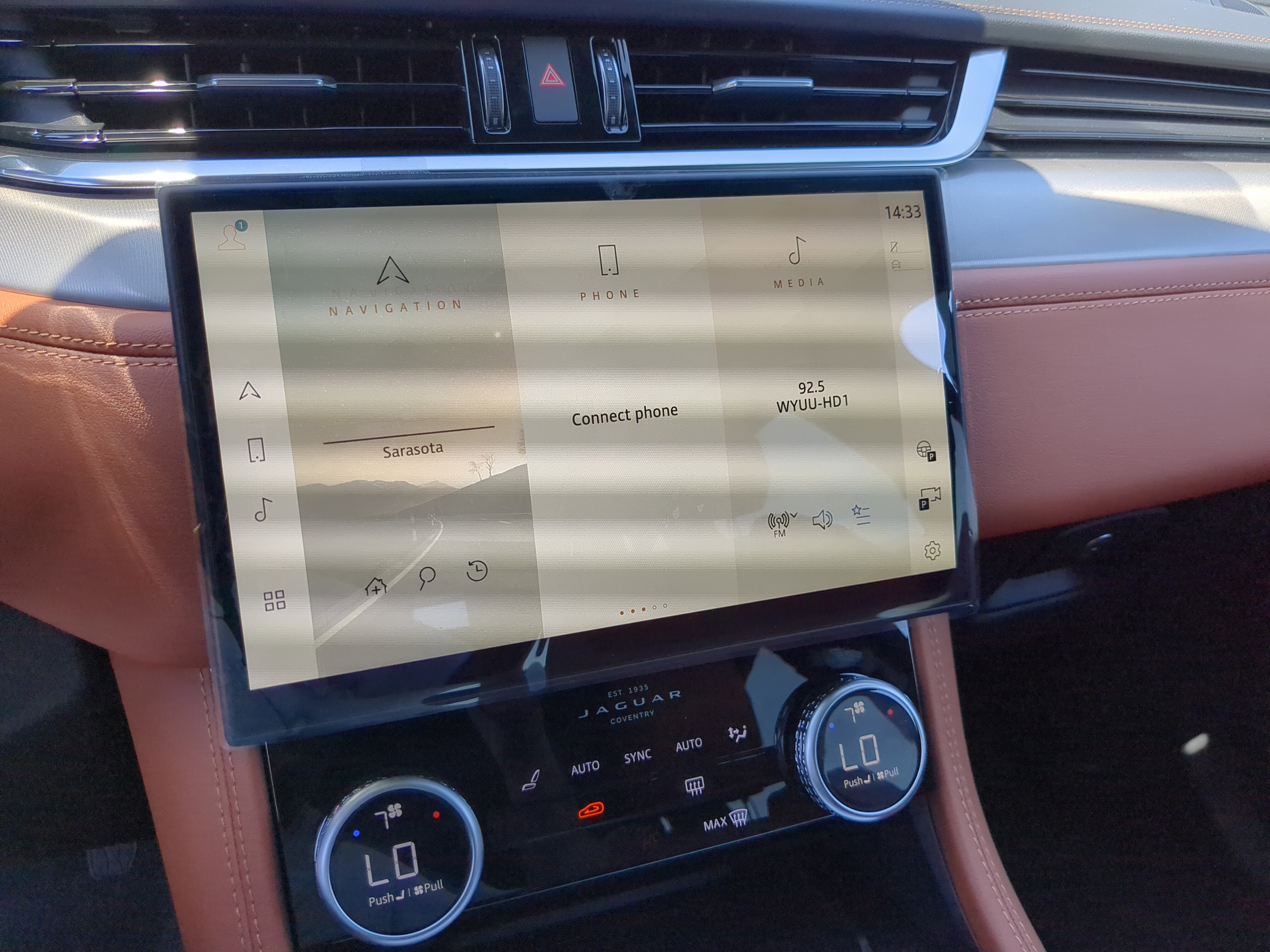 New 2026 Jaguar F-PACE R-Dynamic S image 18