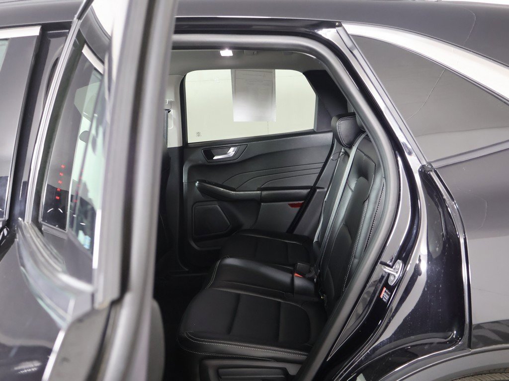 Used 2022 Ford Escape SEL image 28