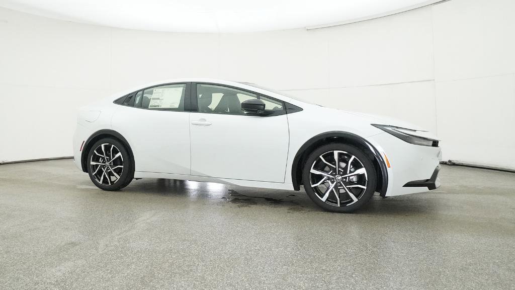 New 2025 Toyota Prius Plug-In Hybrid image 28