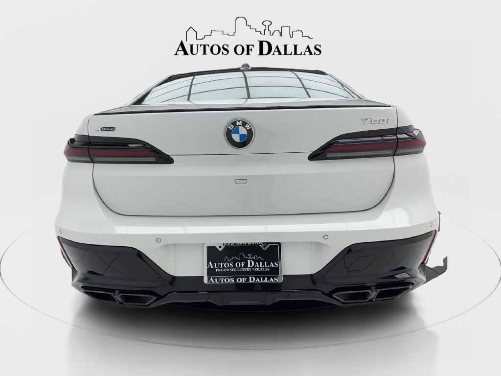 Used 2023 BMW 760i xDrive AWD/4WD image 11