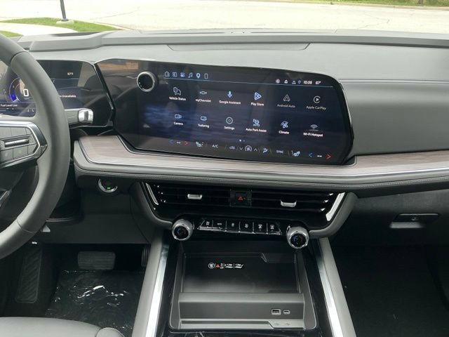 New 2026 Chevrolet Suburban LT w/ Comfort Package AWD/4WD image 27