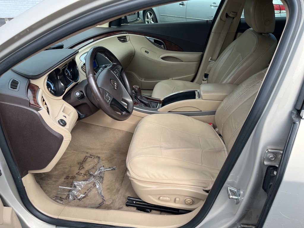 Used 2011 Buick LaCrosse CXL image 35