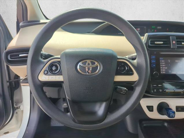 Certified 2016 Toyota Prius Two FWD image 11