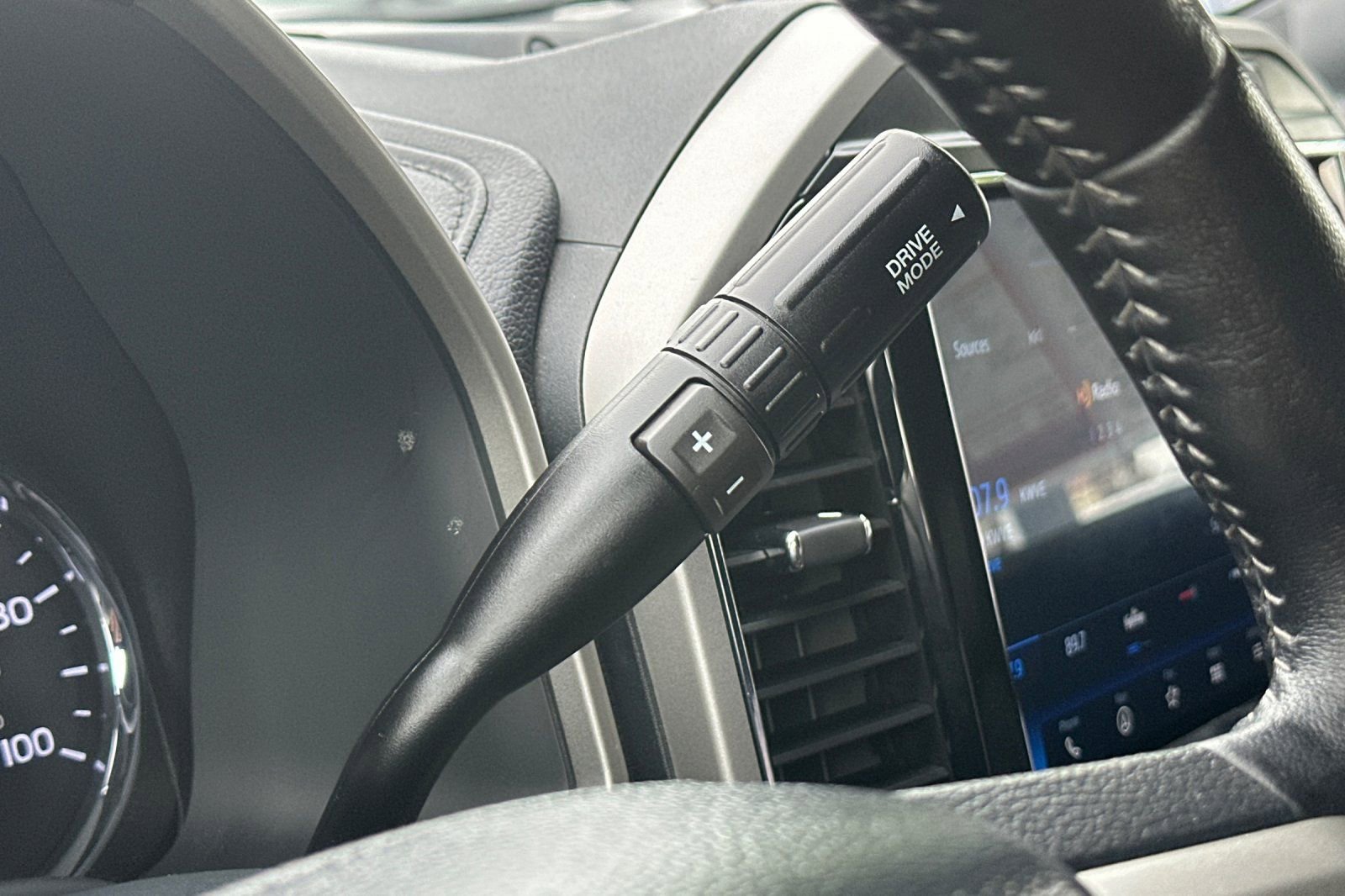 Used 2022 Ford F250 Lariat w/ Tremor Off-Road Package image 21