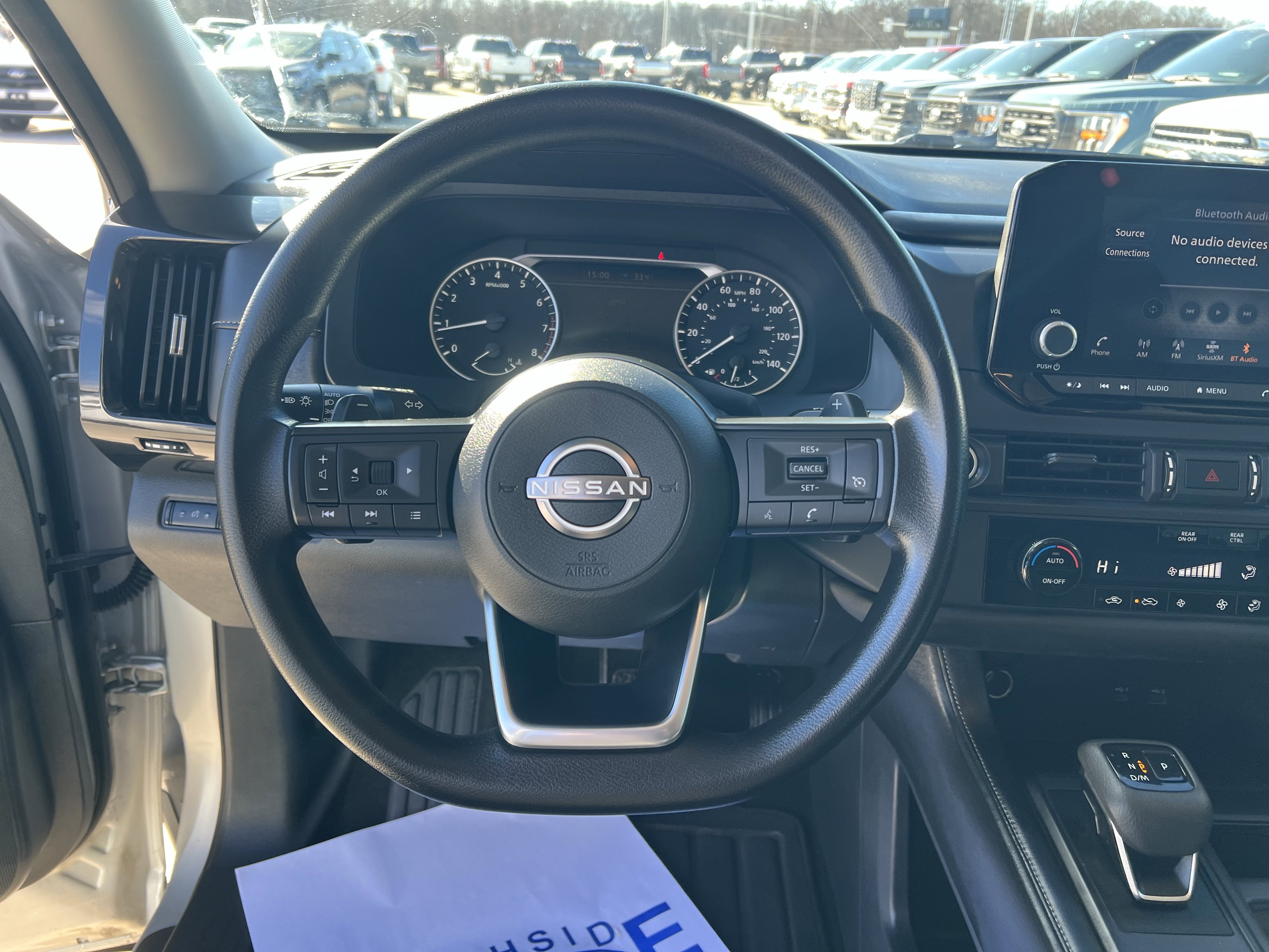 Used 2024 Nissan Pathfinder S image 18
