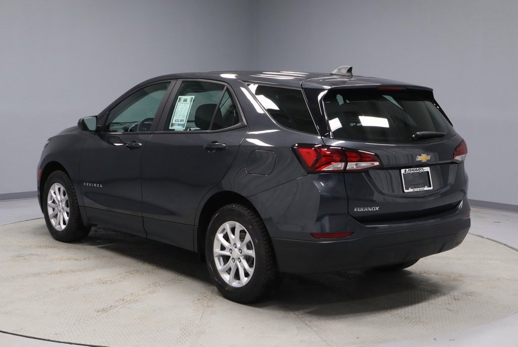 Used 2022 Chevrolet Equinox LS image 6