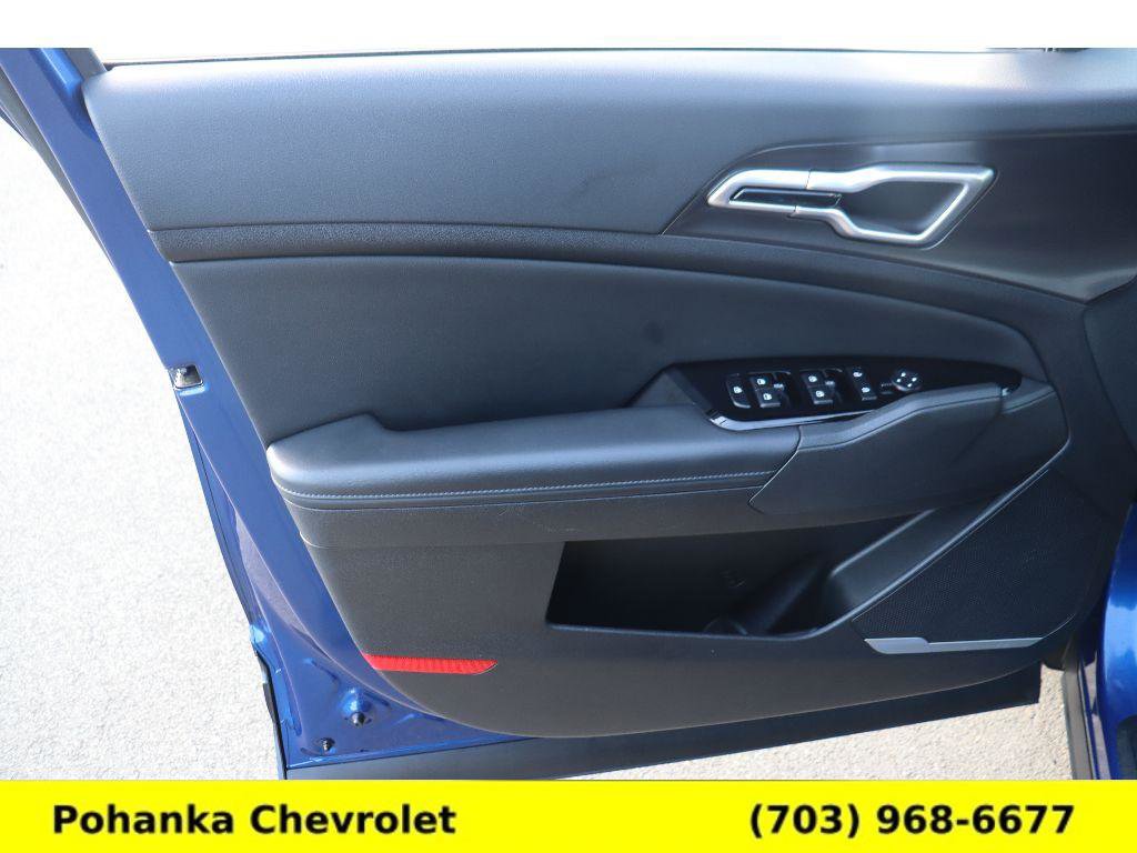 Used 2024 Kia Sportage EX image 24