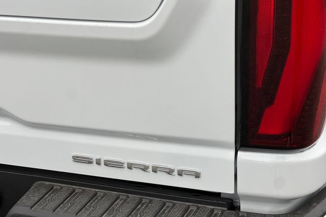 New 2026 GMC Sierra 2500 Denali w/ Denali Reserve Package AWD/4WD image 32
