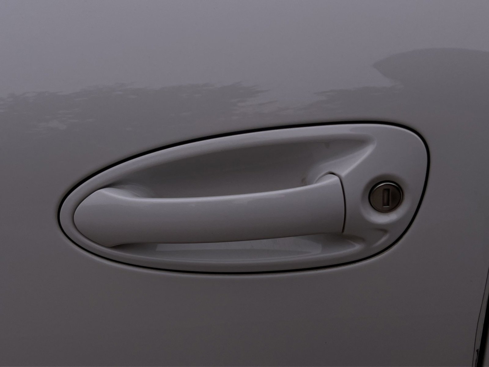 Used 2011 Porsche Panamera RWD image 25