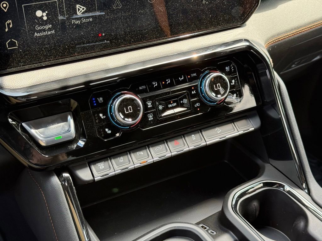 New 2026 GMC Sierra 2500 AT4 w/ Technology Package AWD/4WD image 31