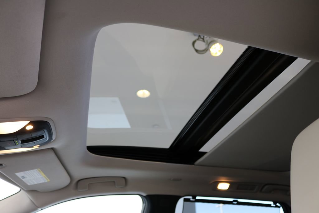 Certified 2025 INFINITI QX60 Luxe image 18