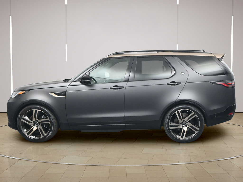 New 2026 Land Rover Discovery Limited Edition AWD/4WD image 2