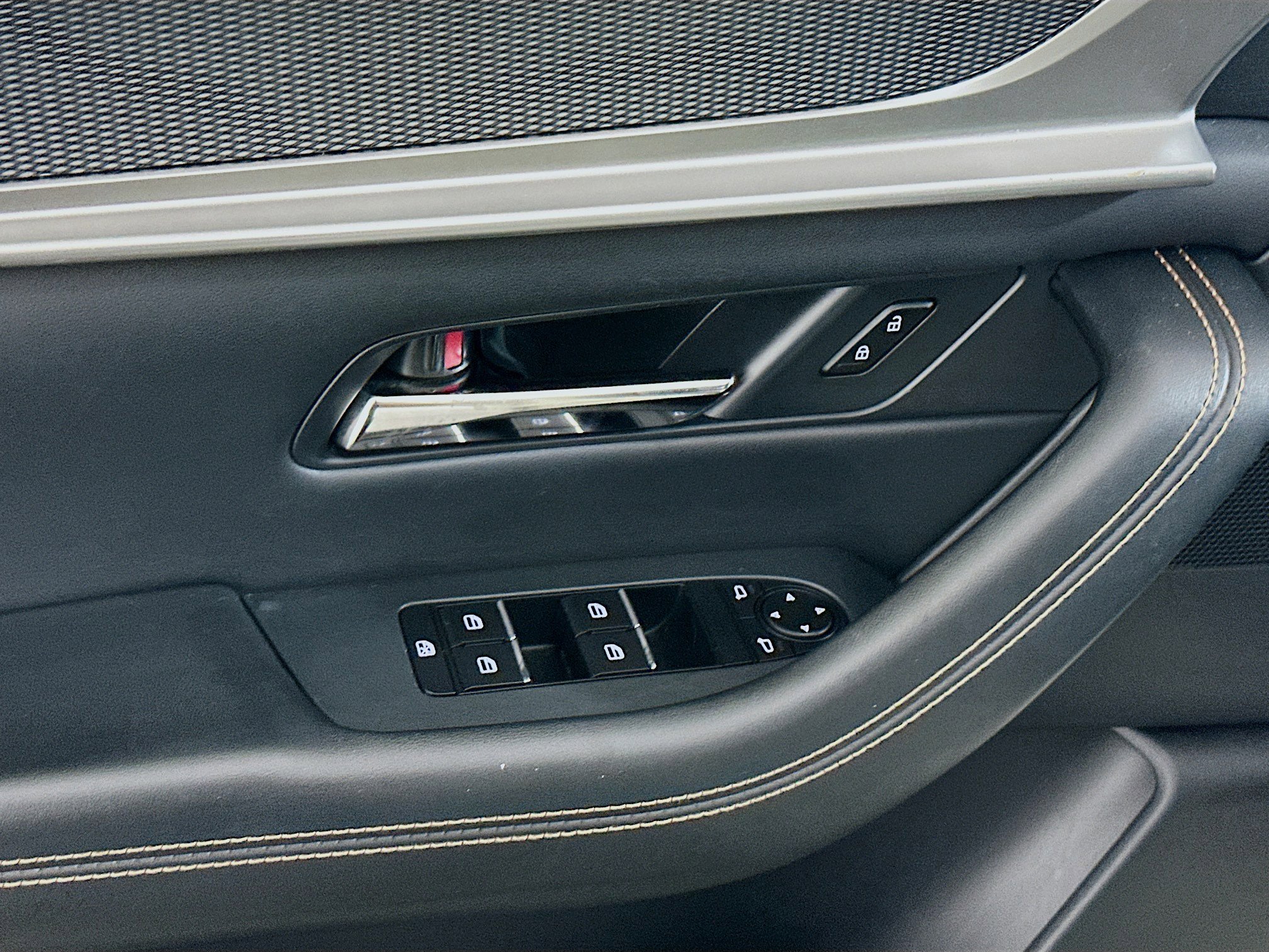 Used 2024 MAZDA CX-90 3.3 Turbo w/ Preferred Plus image 15