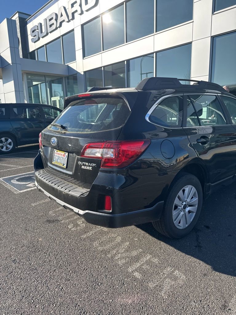 Used 2017 Subaru Outback 2.5i image 6