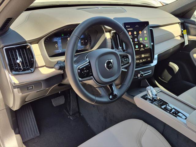 New 2026 Volvo XC90 B6 Plus w/ Protection Package Premier AWD/4WD image 7