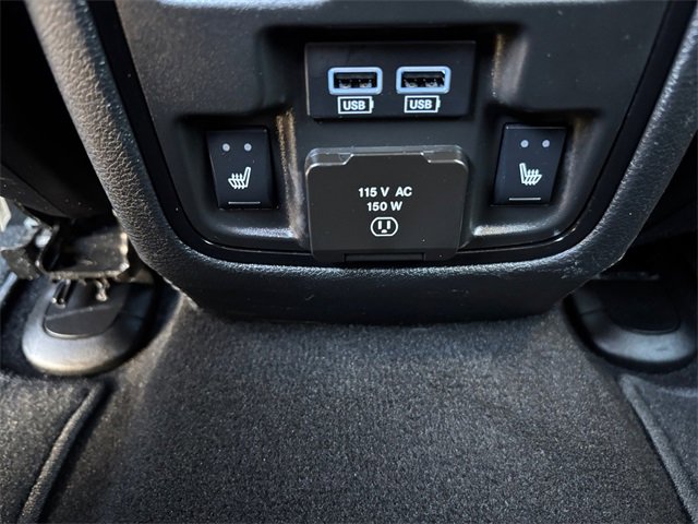 Used 2024 Dodge Durango R/T image 32