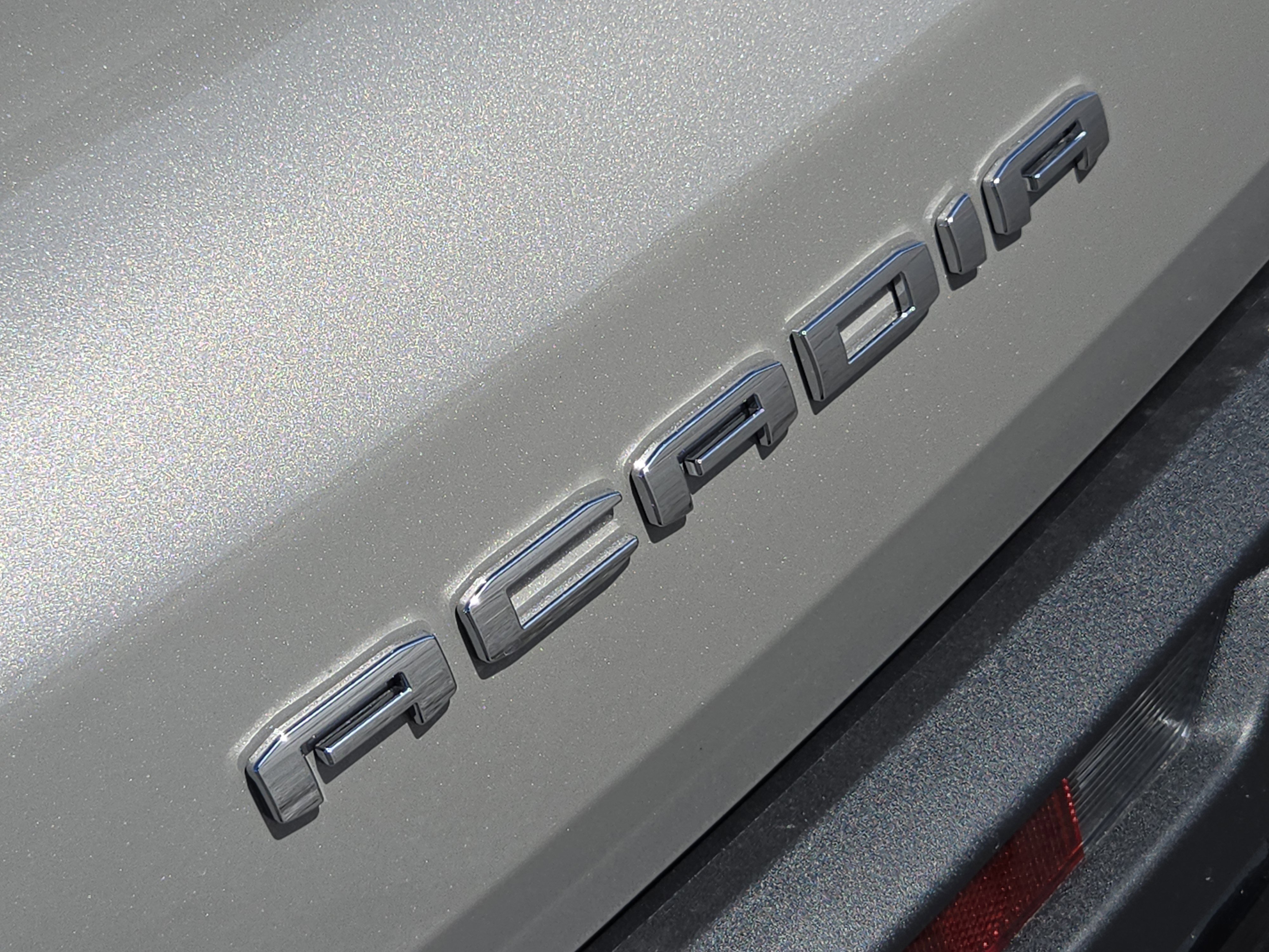 New 2026 GMC Acadia AT4 w/ Luxury Package image 8