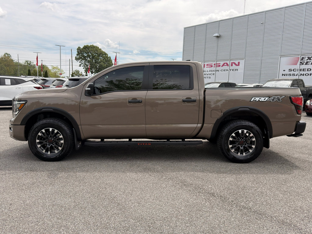 Used 2023 Nissan Titan PRO-4X w/ Pro-4x Convenience Package image 4