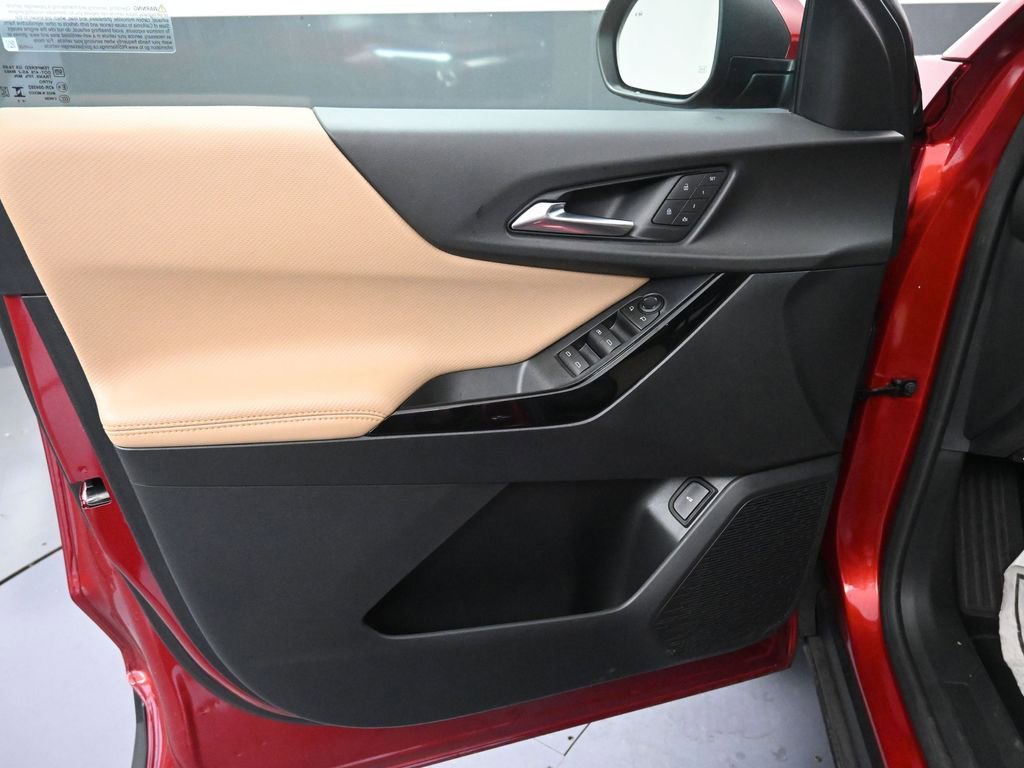 New 2026 Chevrolet Equinox ACTIV w/ Convenience Package III image 16