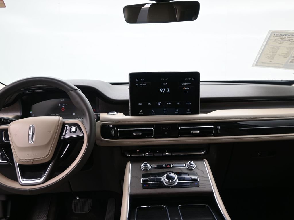Used 2023 Lincoln Aviator Reserve image 14