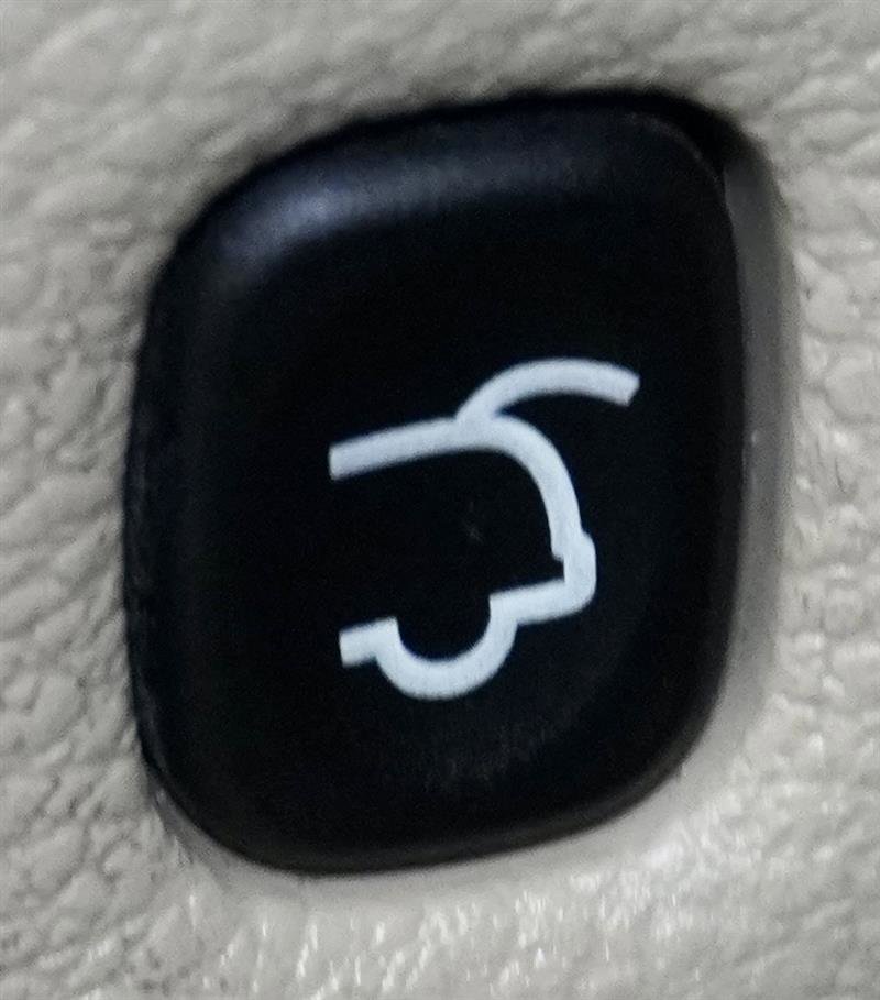 Used 2015 Jeep Grand Cherokee Limited w/ Luxury Group II image 47