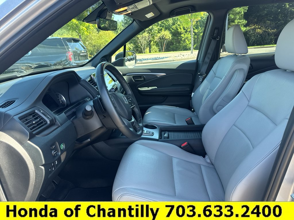 Certified 2023 Honda Passport EX-L image 30