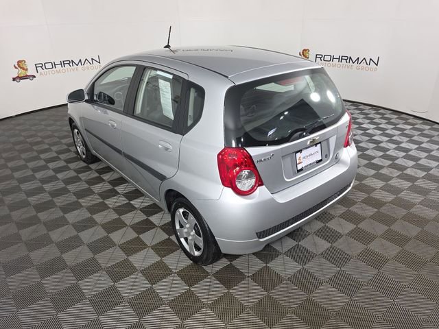 Used 2011 Chevrolet Aveo5 LT w/ LPO, Bodyside Molding Package image 35