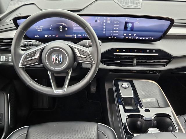 Used 2025 Buick Enclave Avenir AWD/4WD image 26