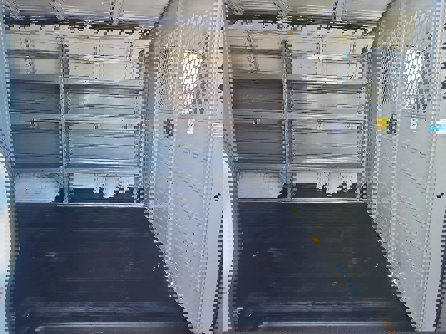 Used 2016 Chevrolet Express 2500 image 23