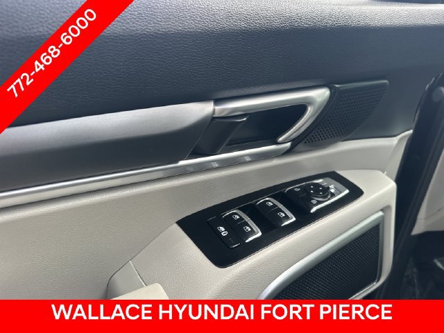 Used 2022 Kia Telluride S FWD image 17