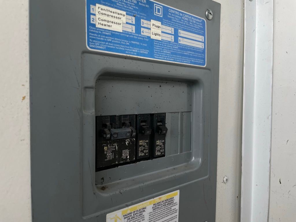 Used 2018 Ford Transit 350 148 High Roof Extended image 28