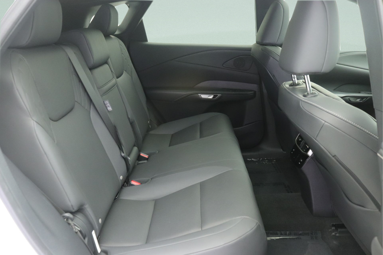 Used 2024 Lexus RX 350 FWD w/ Technology Package image 29