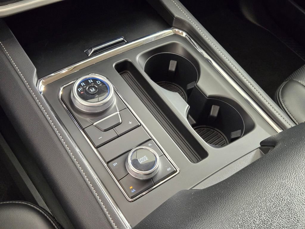 Used 2023 Ford Expedition Max XLT AWD/4WD image 33