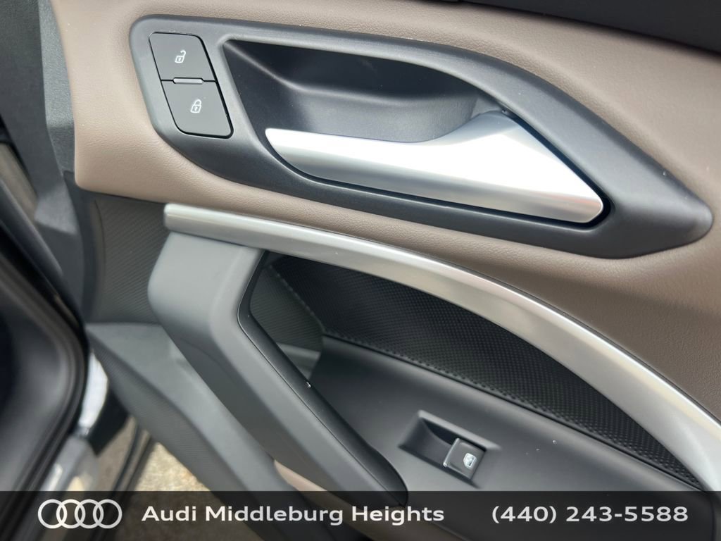 Used 2025 Audi Q5 Premium Plus w/ Premium Plus image 23