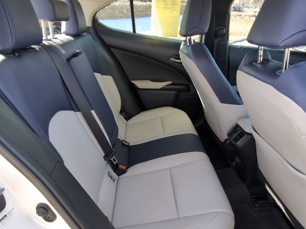 Used 2021 Lexus UX 250h w/ Accessory Package (Z1) image 30