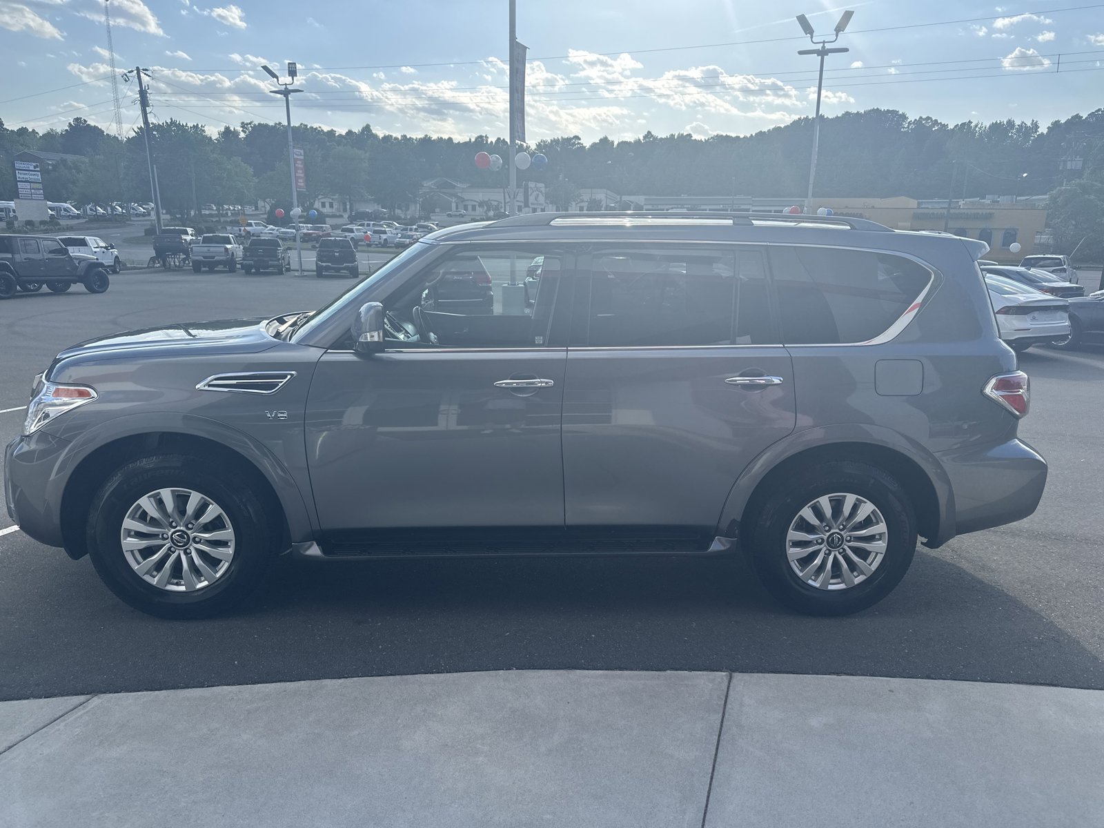 Used 2020 Nissan Armada SV w/ Driver Package RWD image 5