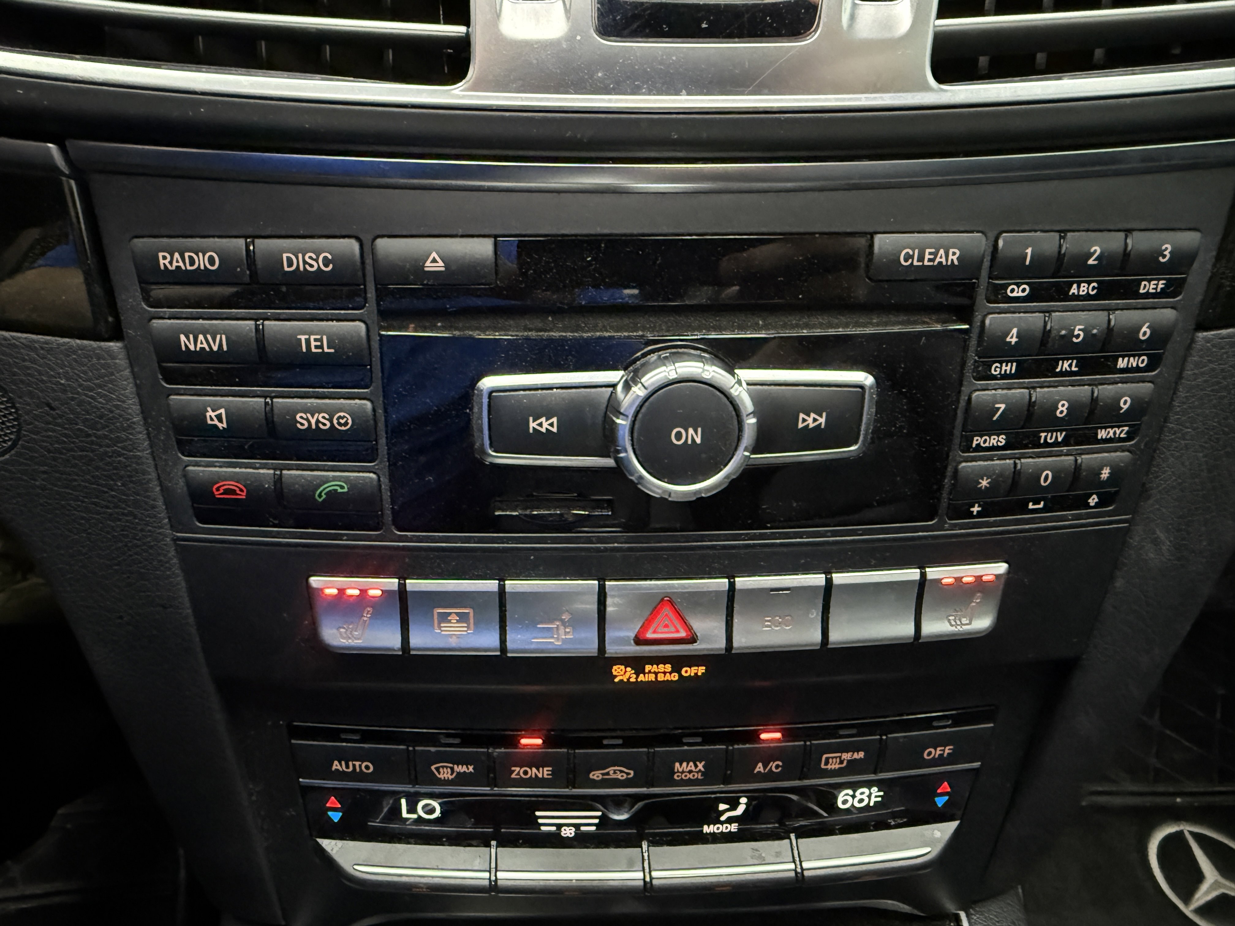 Used 2015 Mercedes-Benz E 400 4MATIC Coupe image 17