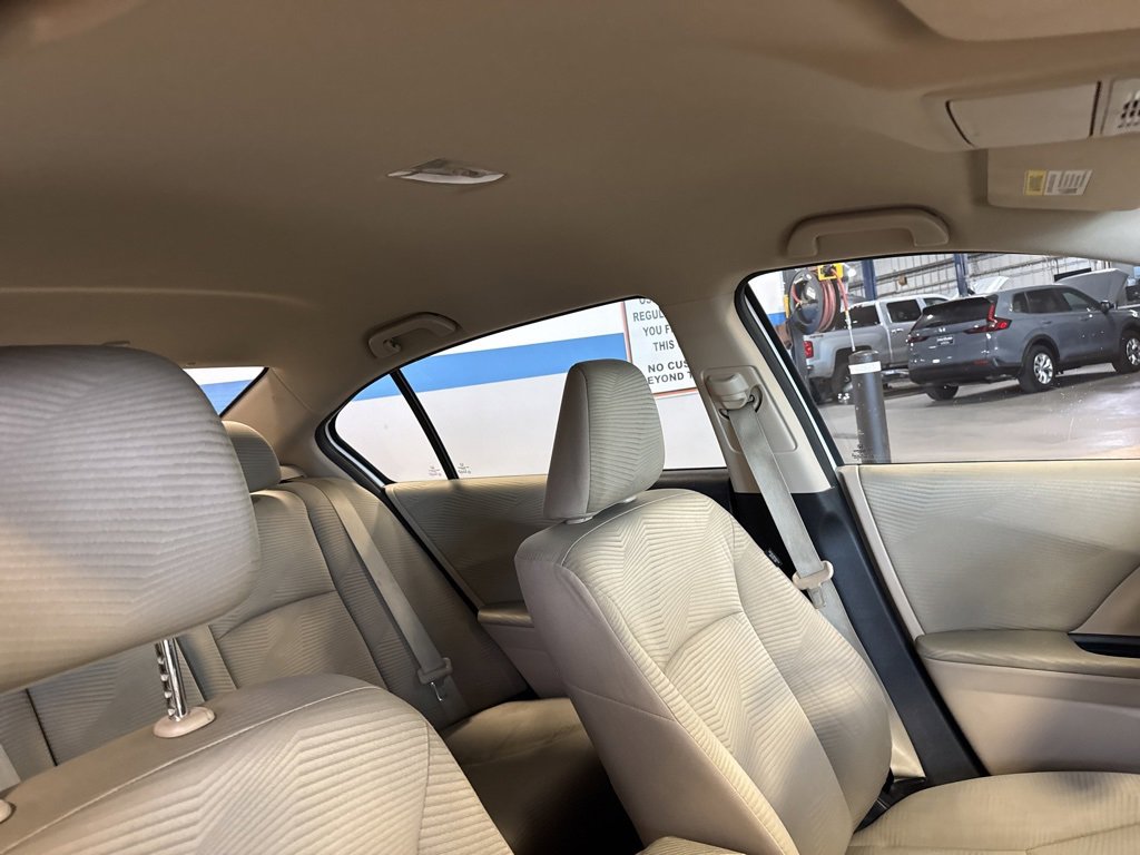 Used 2017 Honda Accord LX image 33