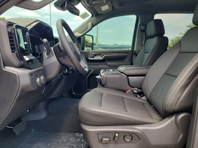 New 2026 Chevrolet Silverado 2500 LT w/ Leather Package AWD/4WD image 9