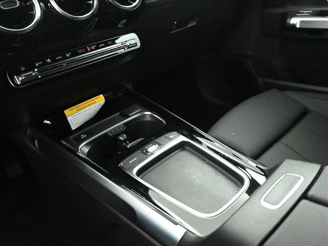 New 2026 Mercedes-Benz GLB 250 4MATIC image 13