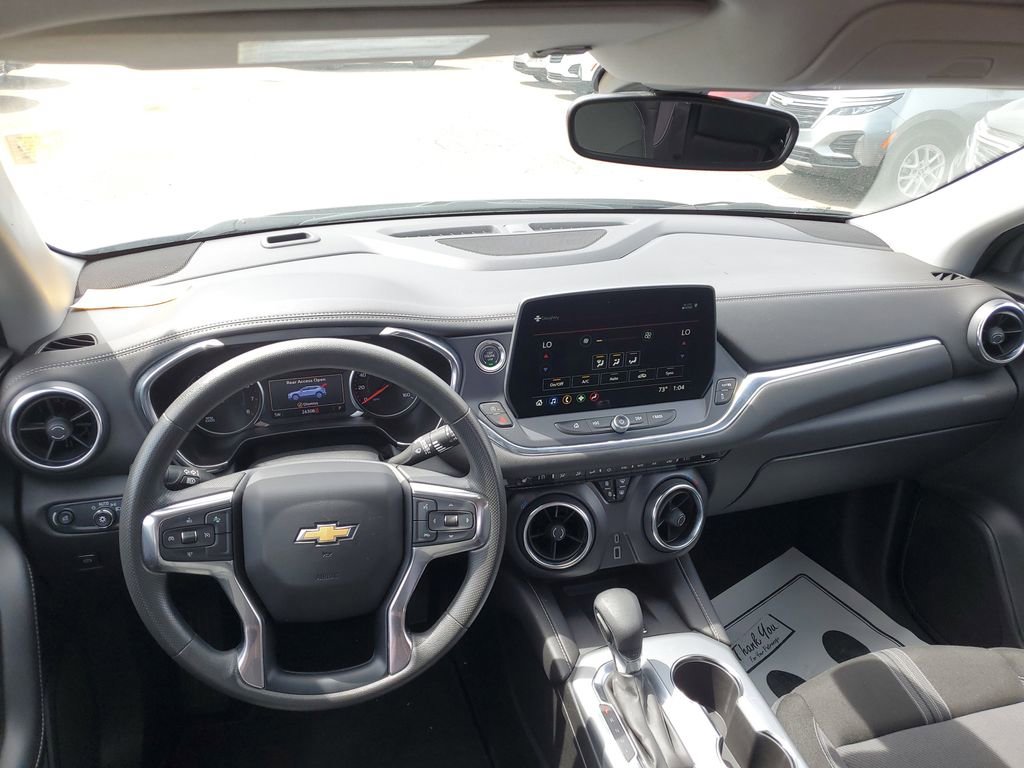 Used 2024 Chevrolet Blazer LT w/ Convenience Package FWD image 28