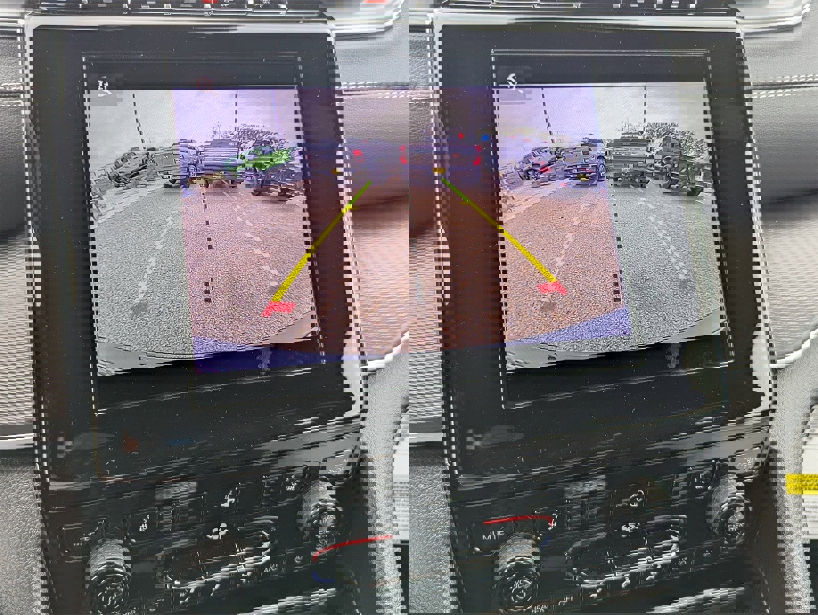 New 2025 Jeep Grand Cherokee Altitude image 7