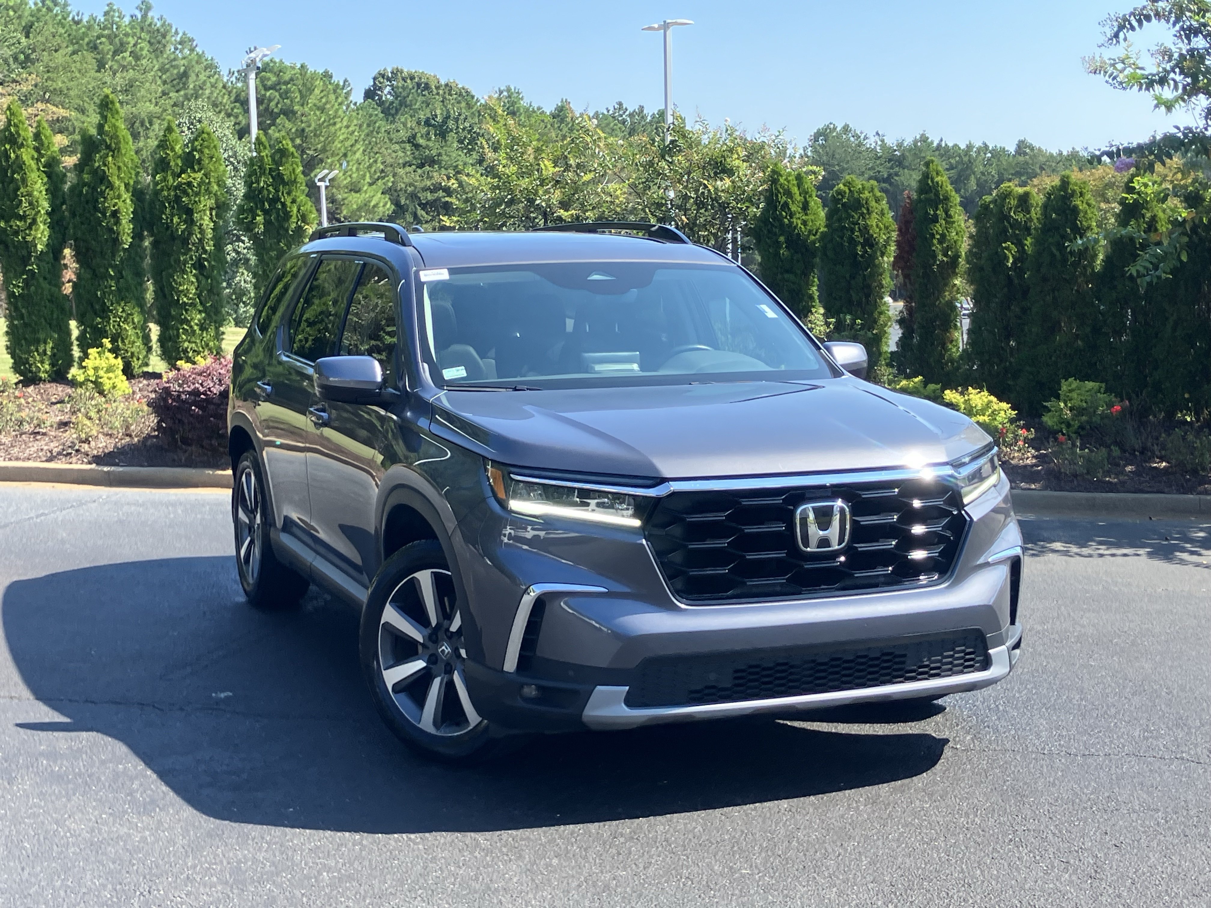 Certified 2025 Honda Pilot Touring video 2