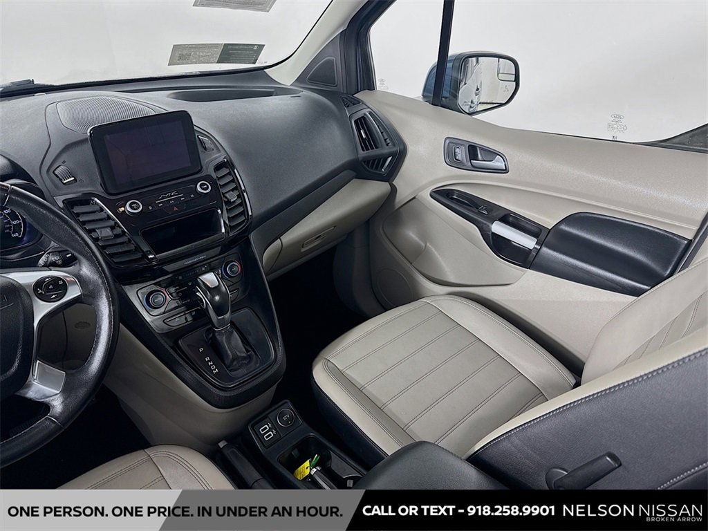 Used 2019 Ford Transit Connect Titanium w/ Titanium Premium Package image 24
