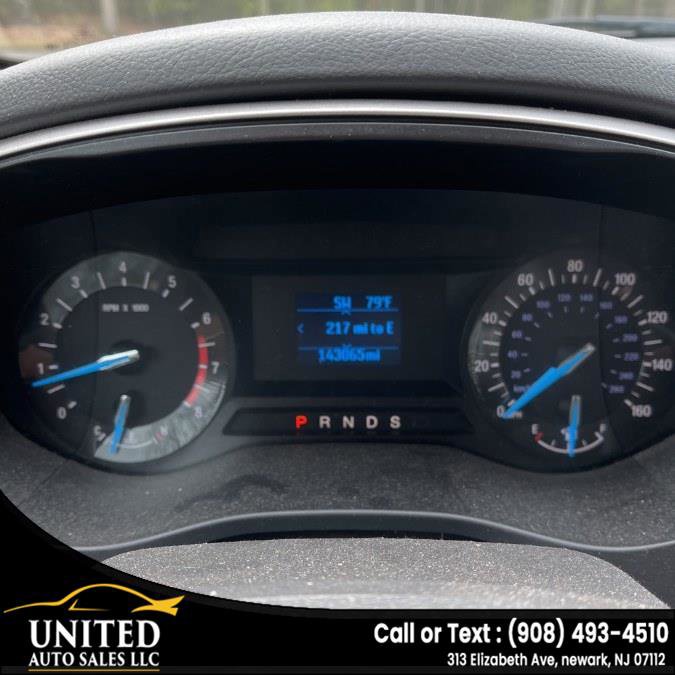 Used 2014 Ford Fusion S FWD image 20